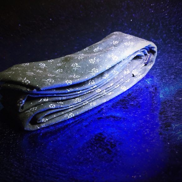 Tie Bar brand neck tie - Picture 10 of 13